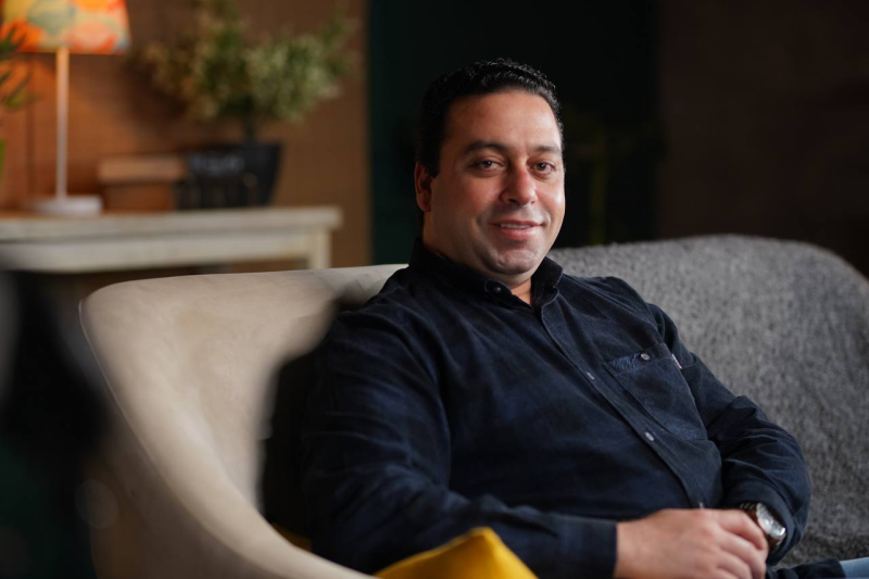 لماذا تختار الدكتور سامي عبد الستار لعلاج الشرخ والبواسير بالليزر؟